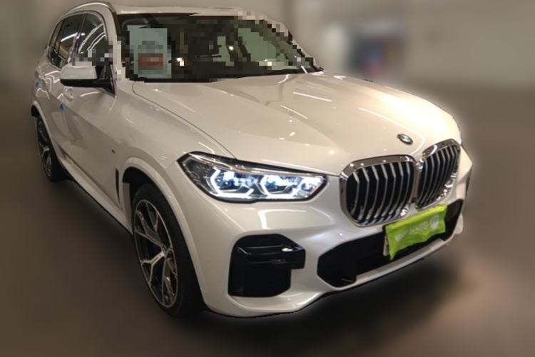 Used BMW X5 2021 Restyled xDrive40i Luxury Version M Sport Package Front Right 45 Deg