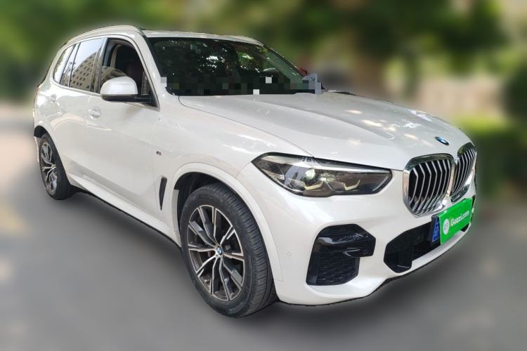 Used BMW X5 2021 Restyled xDrive30i M Sport Package Front Right 45 Deg