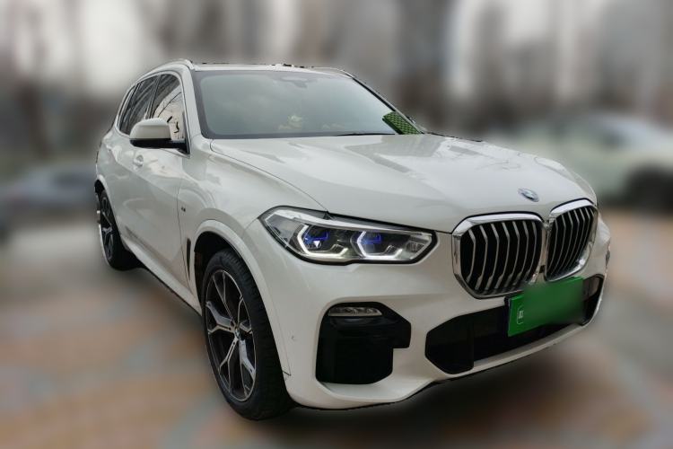 Used BMW X5 2021 Restyled xDrive40i Luxury Version M Sport Package Front Right 45 Deg