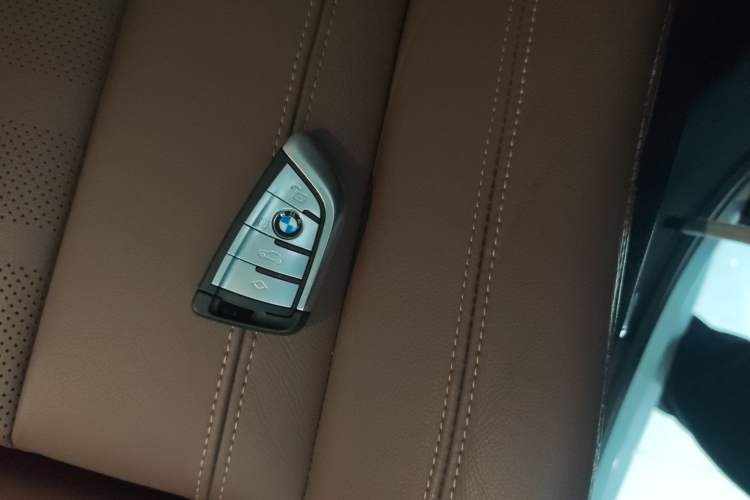 Used BMW X5 2021 xDrive30i M Sport Package Interior 1