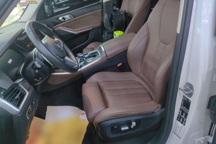Used BMW X5 2021 xDrive30i M Sport Package Left Front Seat