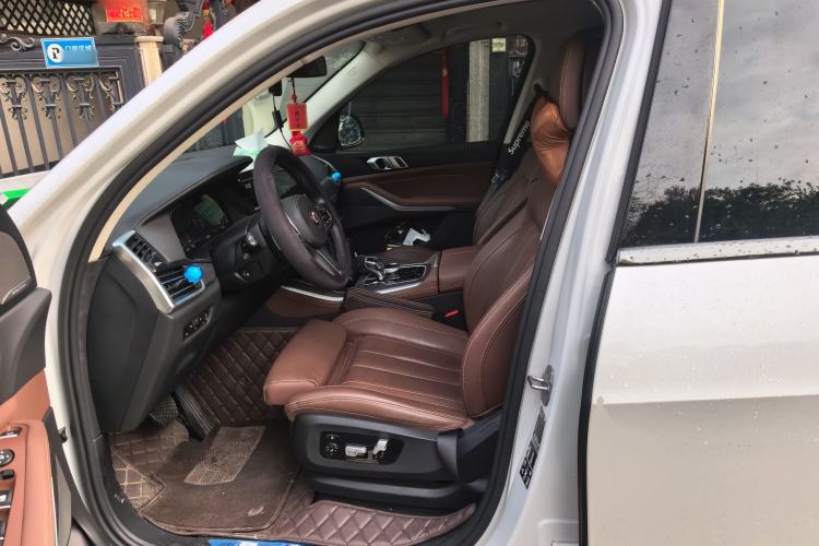 Used BMW X5 2021 Restyled xDrive40i Luxury Version M Sport Package Left Front Seat