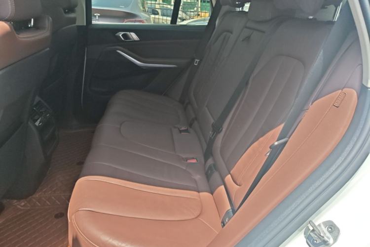 Used BMW X5 2021 xDrive30i X Design Package Left Rear Seat