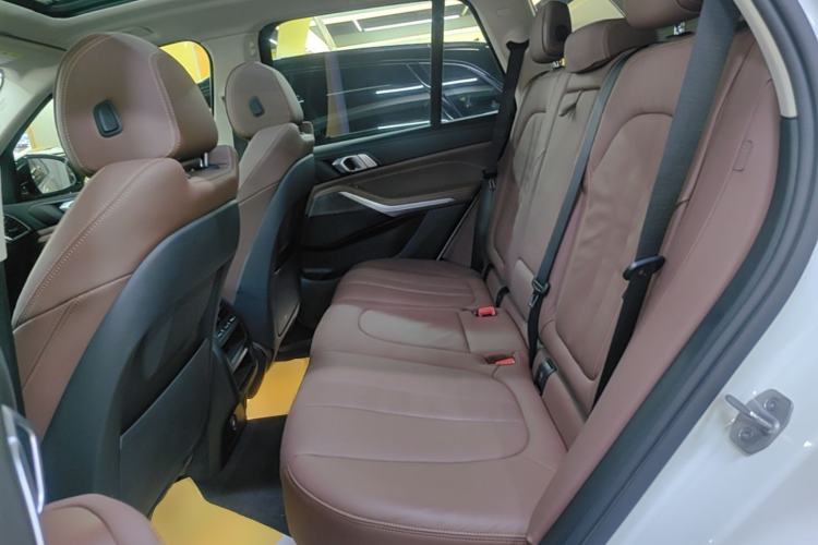 Used BMW X5 2021 xDrive30i M Sport Package Left Rear Seat