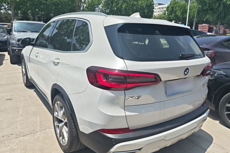 Used BMW X5 2021 xDrive30i X Design Package Rear Left 45 Deg