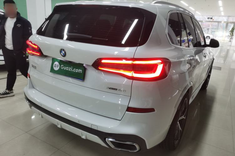 Used BMW X5 2021 Restyled xDrive40i Luxury Version M Sport Package Rear Right 45 Deg