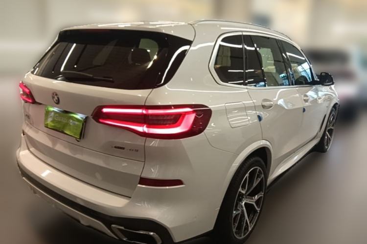 Used BMW X5 2021 Restyled xDrive40i Luxury Version M Sport Package Rear Right 45 Deg