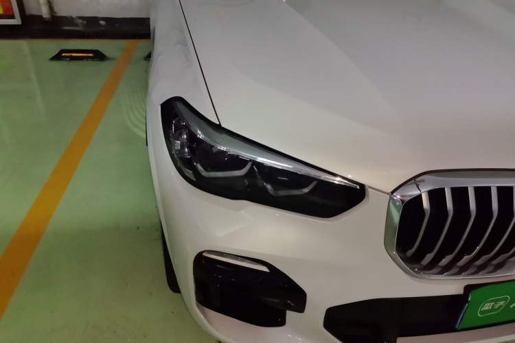 Used BMW X5 2021 xDrive30i M Sport Package Right Front Headlight