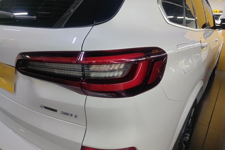 Used BMW X5 2021 xDrive30i M Sport Package Right Rear Taillight