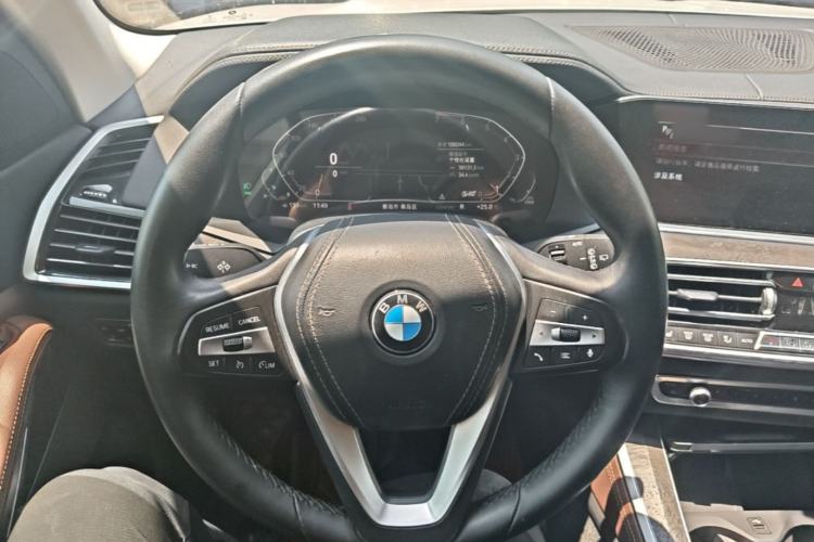 Used BMW X5 2021 xDrive30i X Design Package Steering Wheel