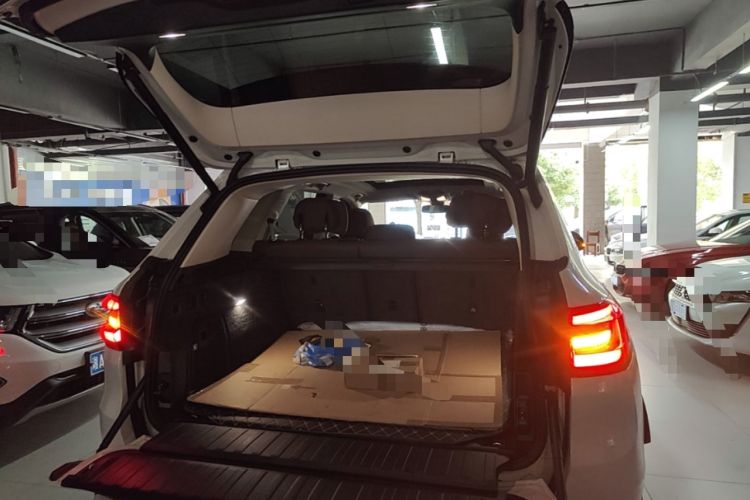 Used BMW X5 2021 xDrive30i X Design Package Trunk