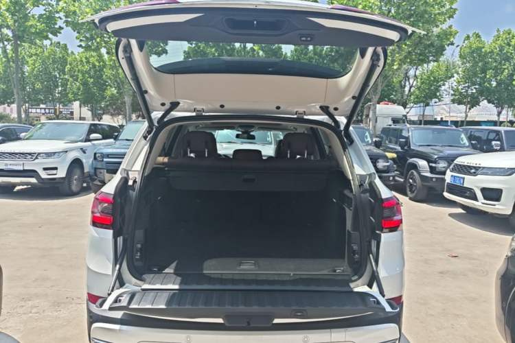 Used BMW X5 2021 xDrive30i X Design Package Trunk
