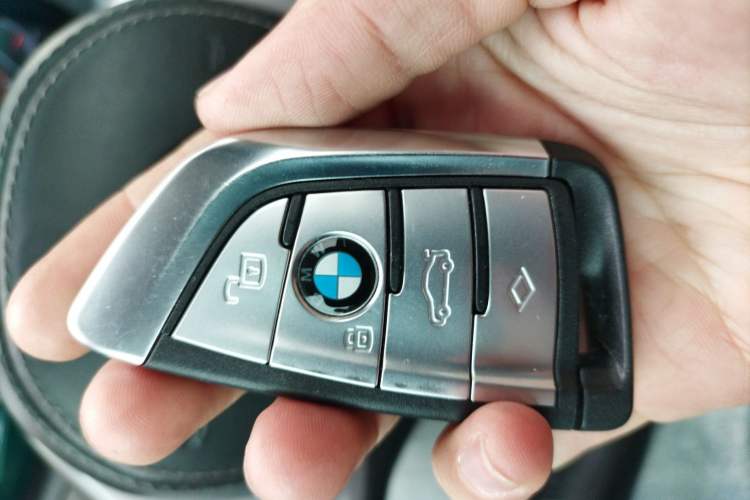 Used BMW X5 2021 Restyled xDrive40i Luxury Version M Sport Package Vehicle Key