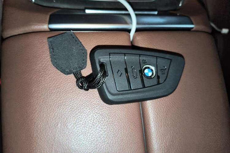 Used BMW X5 2021 xDrive30i M Sport Package Vehicle Key