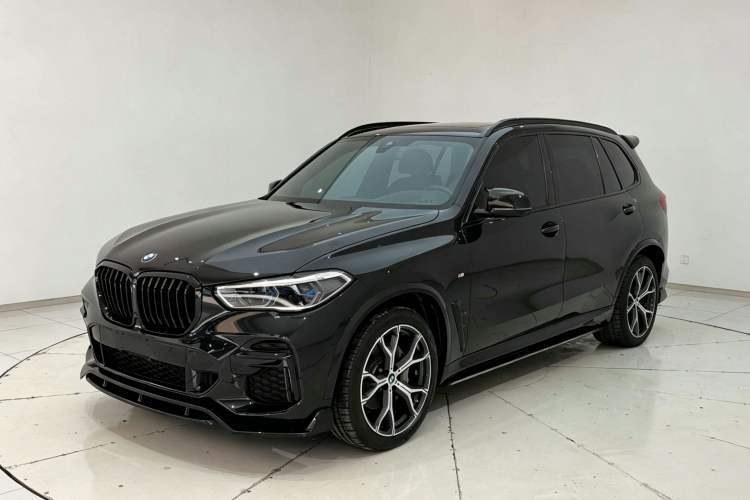 Used BMW X5 2022 Restyled xDrive 40Li M Sport Package Guazi used car, China used car export, Used car for sale, Used BMW cars, Cheapest cars for sale