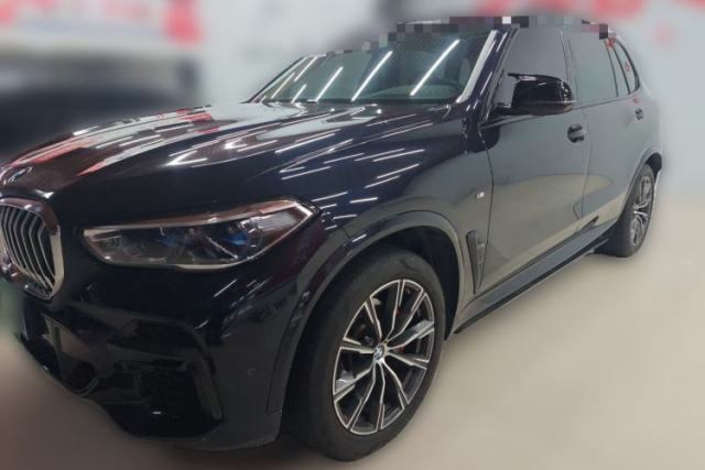 Used BMW X5 2022 xDrive 30Li Luxury M Sport Package