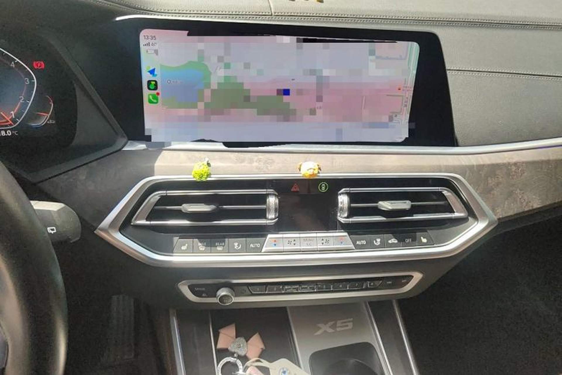 Used BMW X5 2022 Restyled xDrive 30Li Luxury Version M Sport Package Audio And AC Panel
