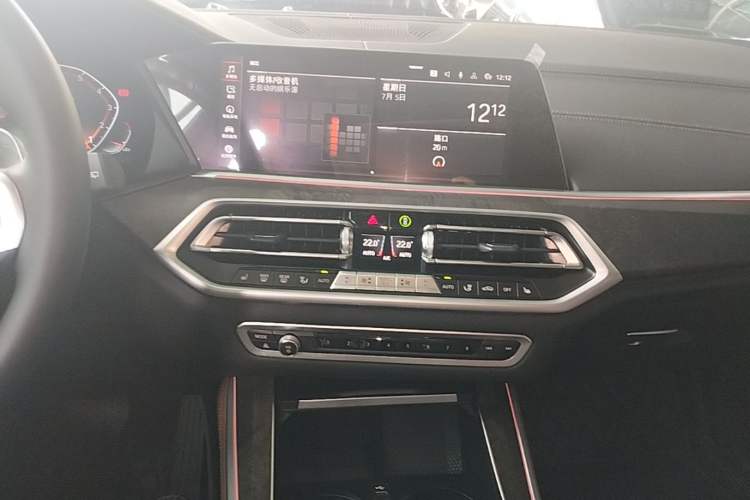 Used BMW X5 2022 xDrive40i M Sport Package Audio And AC Panel