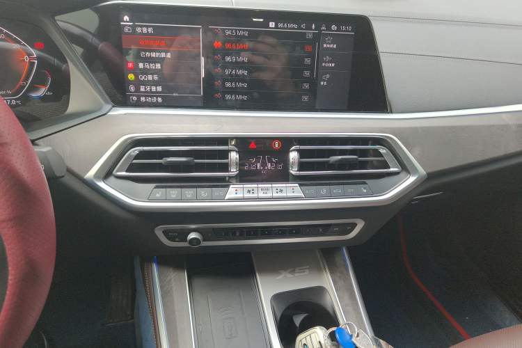Used BMW X5 2022 Restyled xDrive 30Li M Sport Package Audio And AC Panel