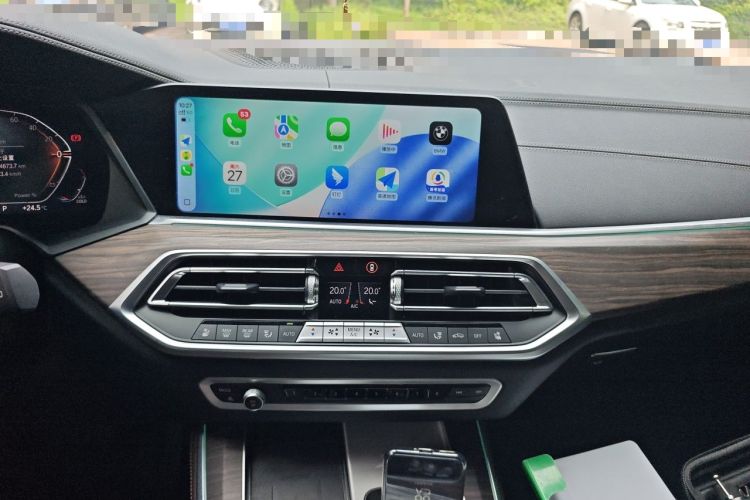 Used BMW X5 2022 Restyled xDrive 40Li M Sport Package Audio And AC Panel
