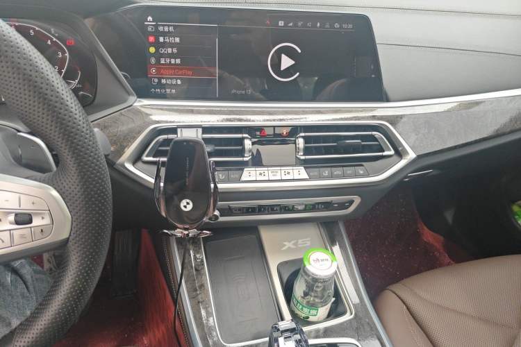 Used BMW X5 2022 Restyled xDrive 30Li Luxury Version M Sport Package Audio And AC Panel