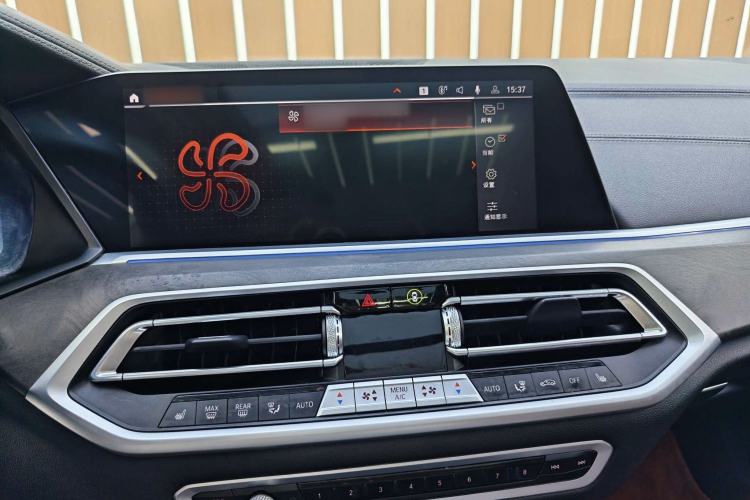 Used BMW X5 2022 xDrive30i M Sport Package Audio And AC Panel