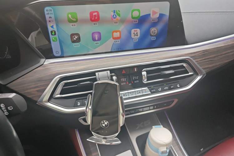 Used BMW X5 2022 xDrive 40Li M Sport Package Audio And AC Panel