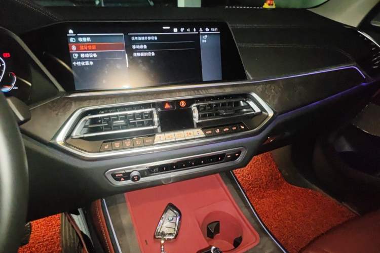 Used BMW X5 2022 Restyled xDrive 30Li Luxury Version M Sport Package Audio And AC Panel
