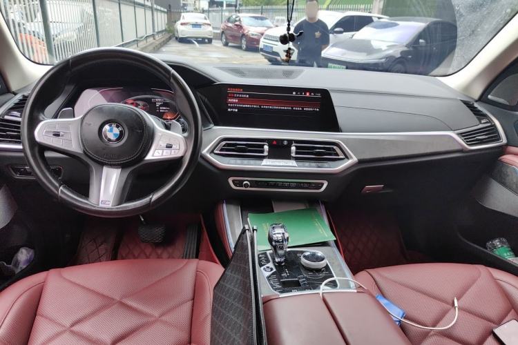 Used BMW X5 2022 Restyled xDrive 30Li Luxury Version M Sport Package Center Console