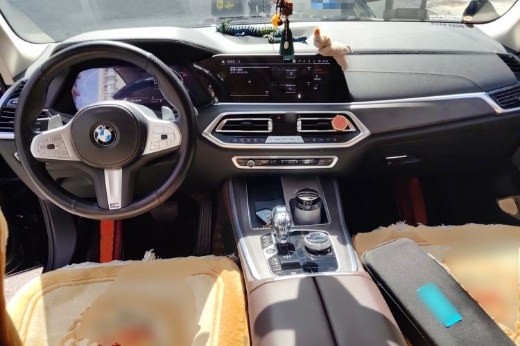 Used BMW X5 2022 Restyled xDrive 30Li M Sport Package Center Console
