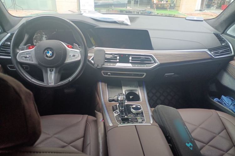 Used BMW X5 2022 xDrive 40Li Luxury Edition M Sport Package Center Console