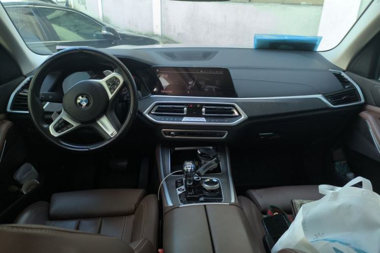 Used BMW X5 2022 xDrive30i M Sport Package Center Console