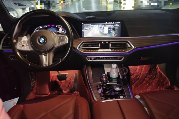 Used BMW X5 2022 xDrive 40Li Luxury Edition M Sport Package Center Console