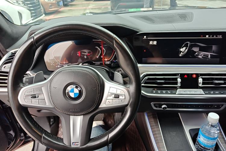 Used BMW X5 2022 xDrive 40Li M Sport Package Center Console