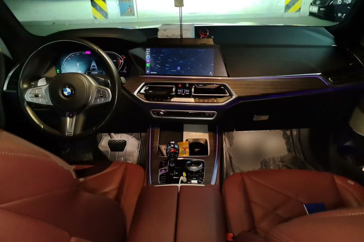 Used BMW X5 2022 Restyled xDrive 40Li Luxury Edition M Sport Package Center Console