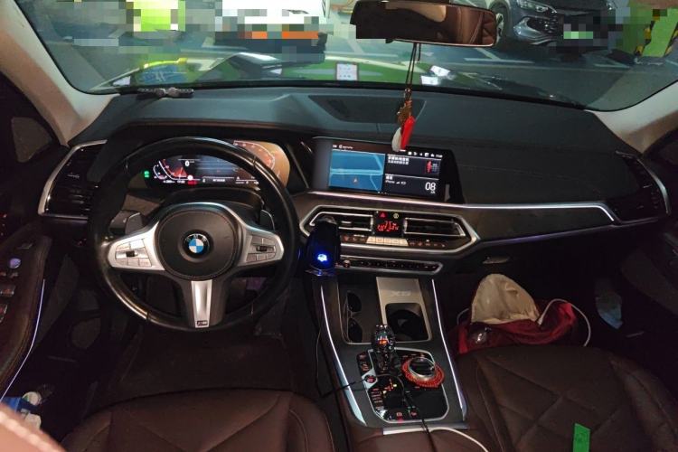 Used BMW X5 2022 Restyled xDrive 30Li M Sport Package Center Console