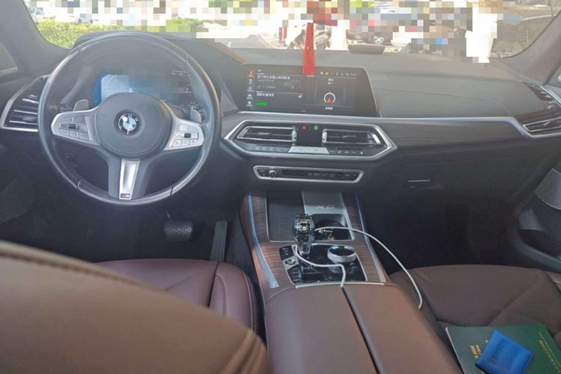 Used BMW X5 2022 xDrive 40Li M Sport Package Center Console