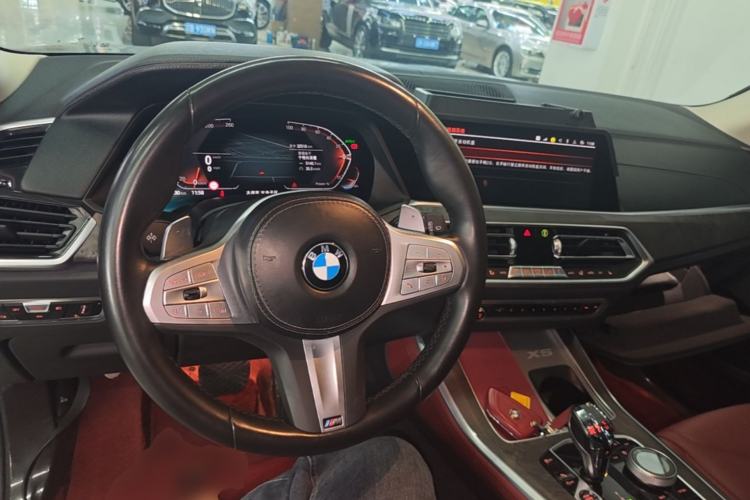 Used BMW X5 2022 Restyled xDrive 30Li M Sport Package Center Console