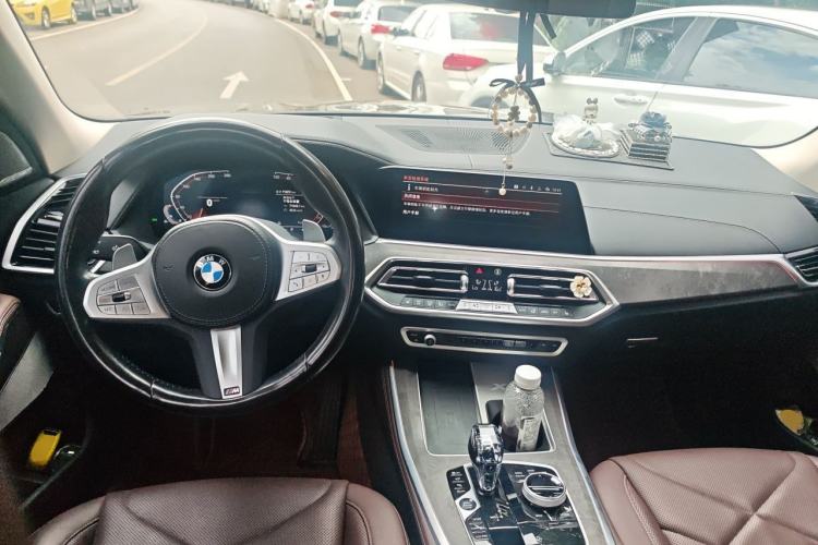 Used BMW X5 2022 Restyled xDrive 30Li Luxury Version M Sport Package Center Console