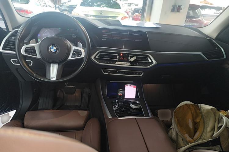 Used BMW X5 2022 xDrive30i M Sport Package Center Console