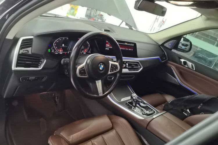 Used BMW X5 2022 xDrive30i M Sport Package Center Console