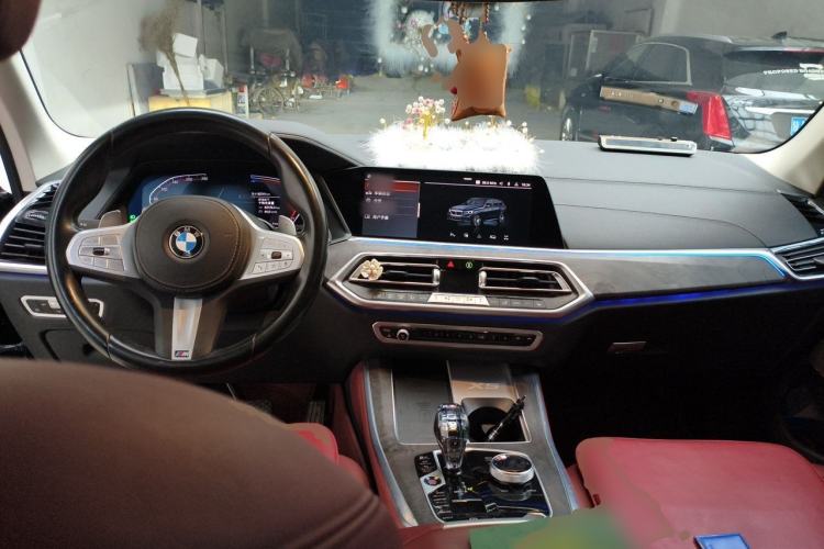 Used BMW X5 2022 Restyled xDrive 30Li Luxury Version M Sport Package Center Console