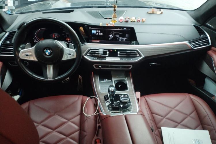 Used BMW X5 2022 xDrive 40Li M Sport Package Center Console
