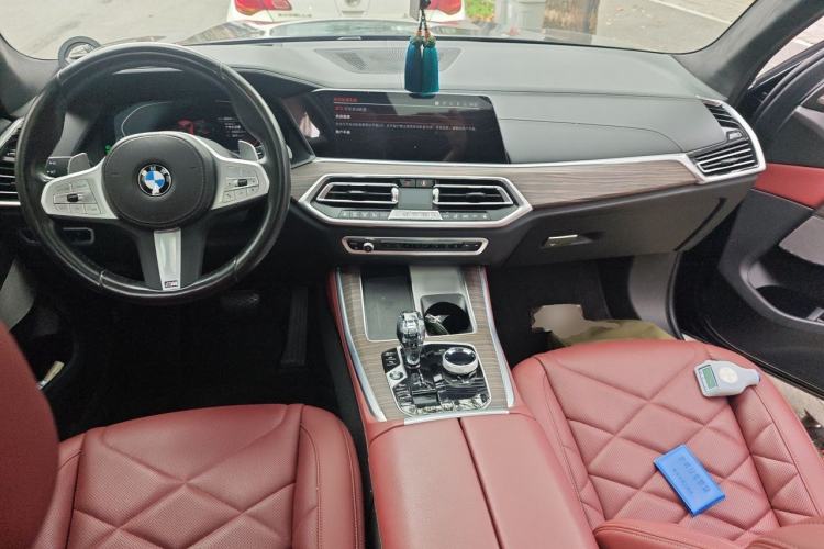 Used BMW X5 2022 xDrive 40Li M Sport Package Center Console