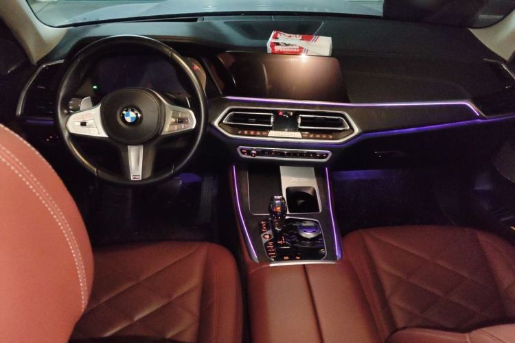 Used BMW X5 2022 Restyled xDrive 30Li Luxury Version M Sport Package Center Console