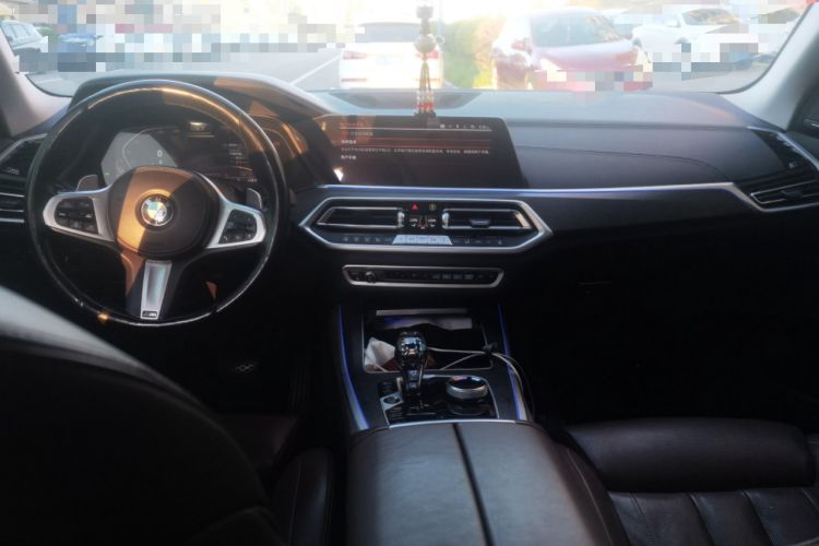 Used BMW X5 2022 xDrive40i Luxury Edition M Sport Package Center Console