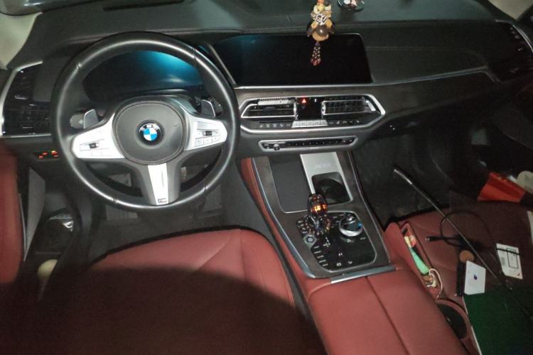 Used BMW X5 2022 Restyled xDrive 30Li Luxury Version M Sport Package Center Console