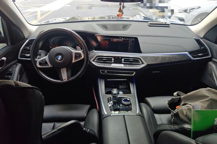 Used BMW X5 2022 xDrive30i M Sport Package Center Console