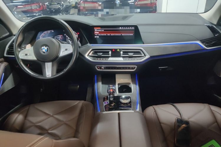 Used BMW X5 2022 Restyled xDrive 30Li Luxury Version M Sport Package Center Console
