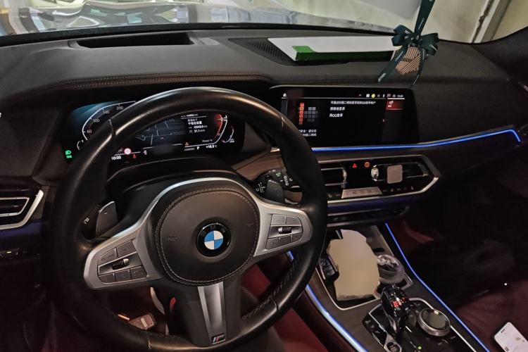 Used BMW X5 2022 Restyled xDrive 40Li M Sport Package Center Console
